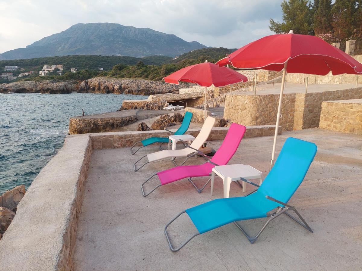 Beach Apartment With Beach Chairs N.1 Utjeha Exterior photo