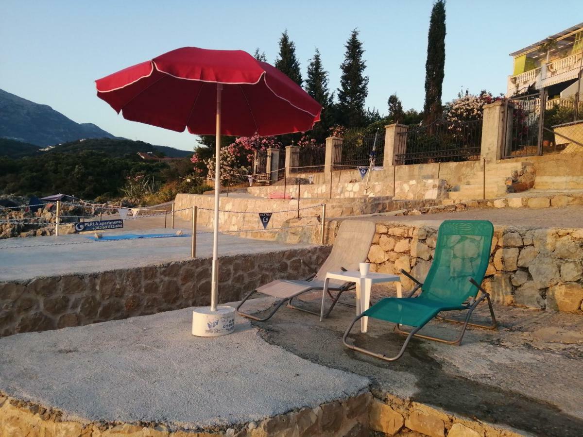 Beach Apartment With Beach Chairs N.1 Utjeha Exterior photo